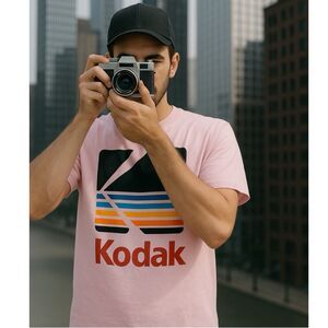 Kodak T-Shirt Mens M Pink‎ Graphic Photographer Artsy Retro Camera Colorful Y2K